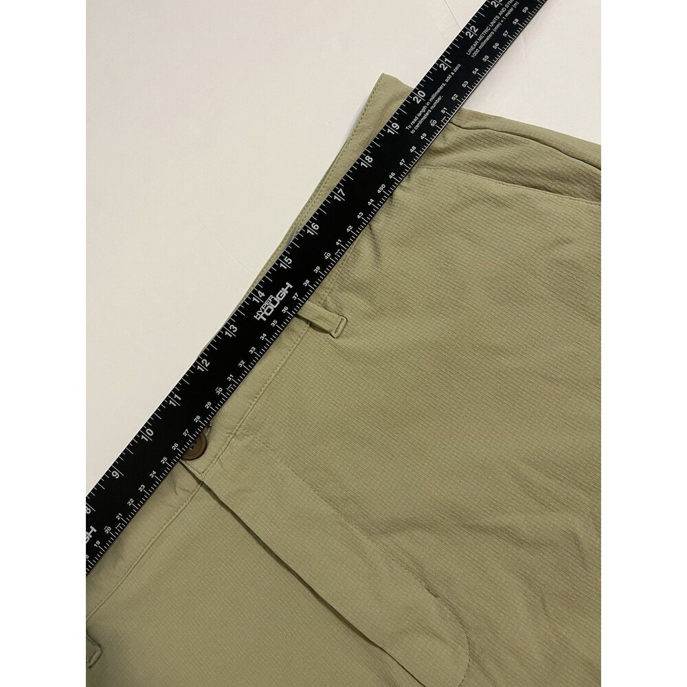 Tommy Bahama Men’s Beige Chino Shorts Lightweight, Outdoors, Nylon, Quick Dry 